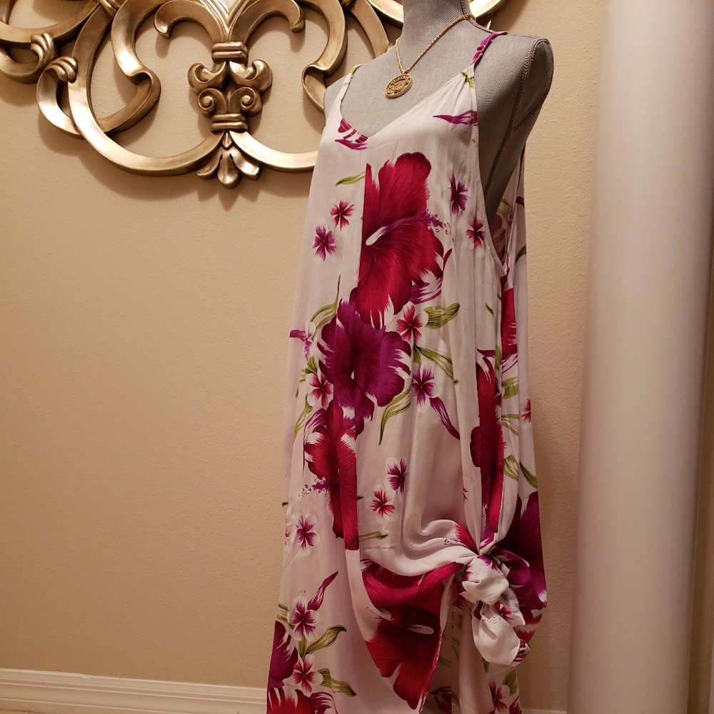 India Boutique - White & Red rose Dress